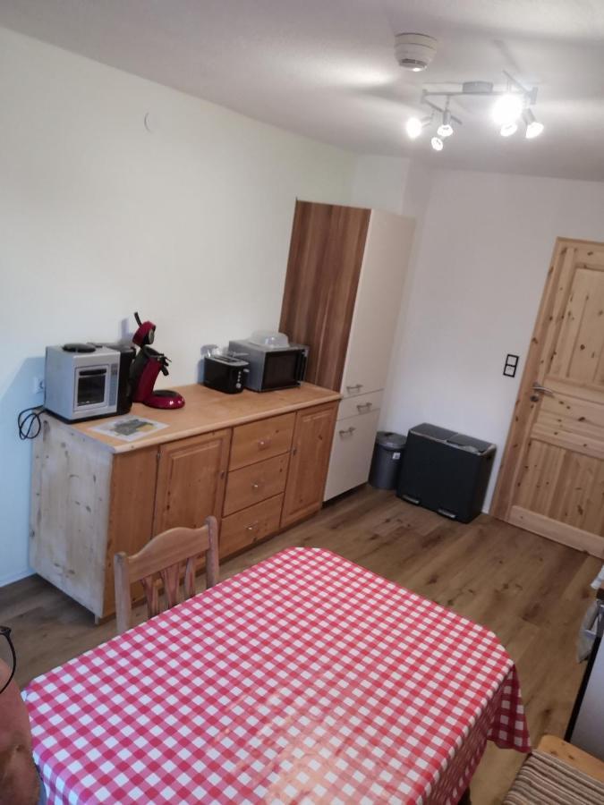Apartment Auszeit Mit Kueche Viel Ruhe Und Natur Untrasried Εξωτερικό φωτογραφία