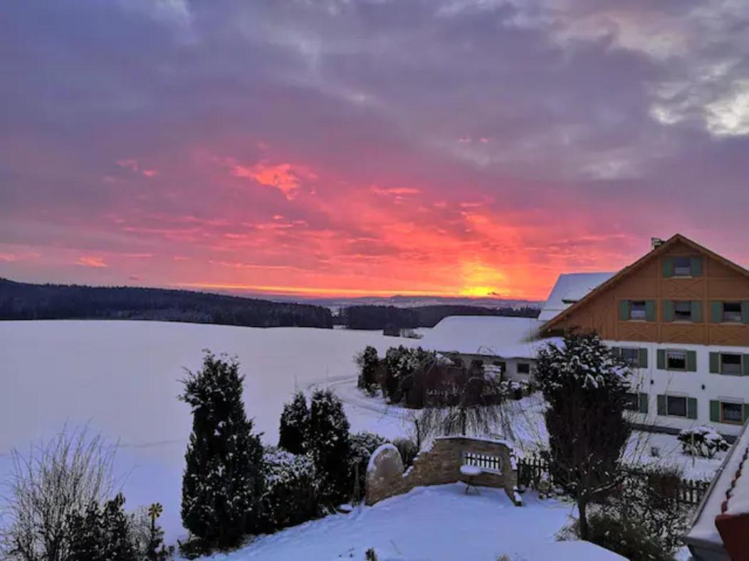 Apartment Auszeit Mit Kueche Viel Ruhe Und Natur Untrasried Εξωτερικό φωτογραφία